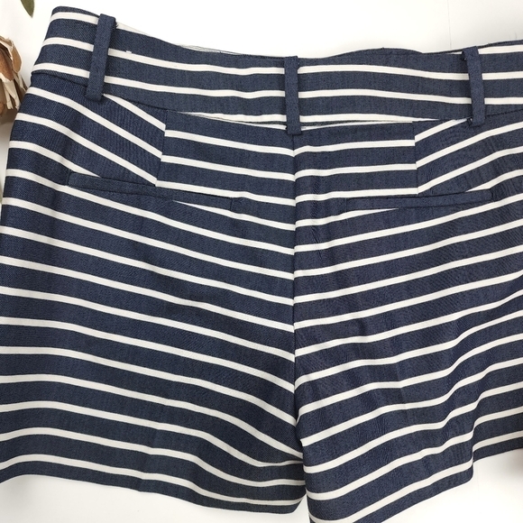New Loft The Riviera Short Sz 4 Navy White Stripe Shorts - Picture 7 of 12